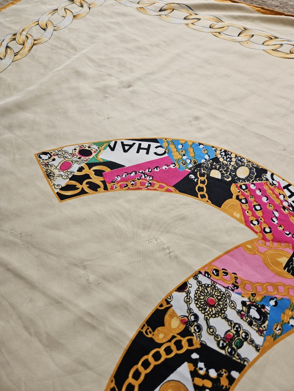 Vintage CHANEL 100% Silk Scarf/Wrap 50"x51" Made In France - Picture 7 of 11